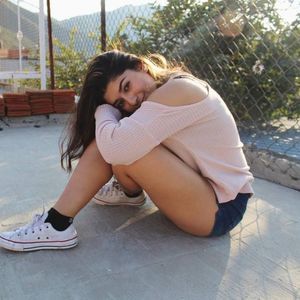 Meet your Posher, Veronica